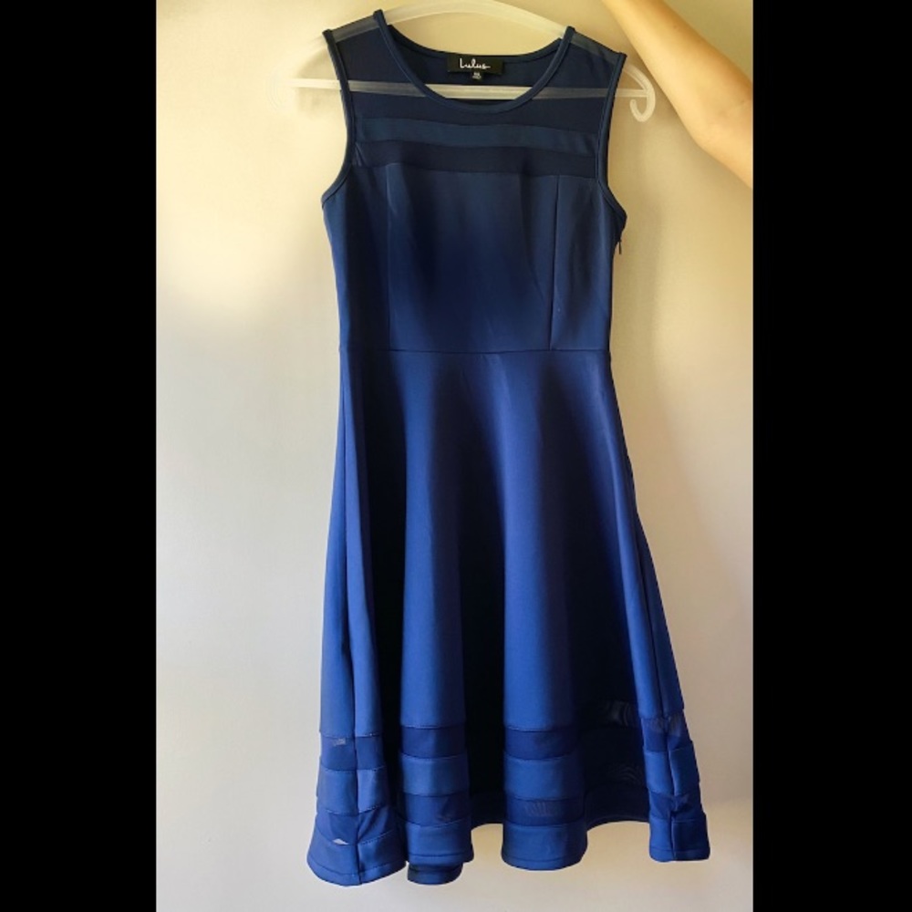 Lulu’s navy dress